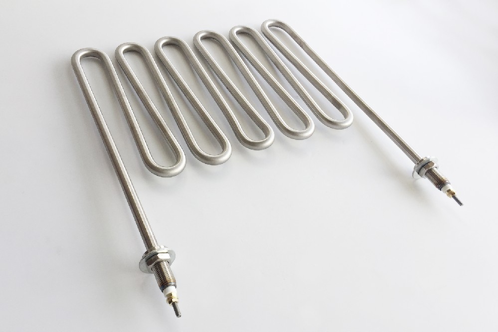 Can an Electric Heating Element Still Be Used If It Turns Black or Peels?
